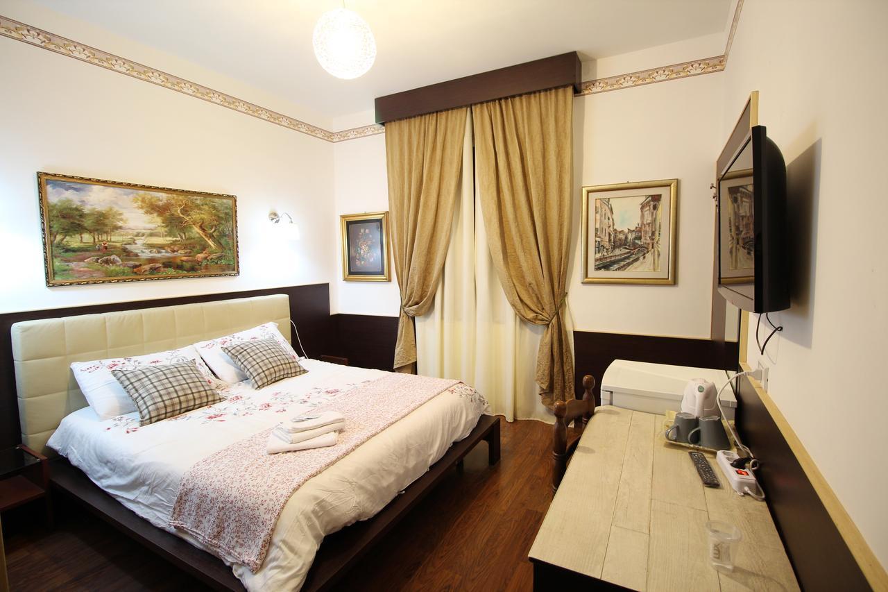 Gold House Hotel Rome Buitenkant foto